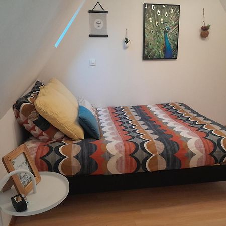 Duplex Charmant Au Coeur De Levroux Экстерьер фото